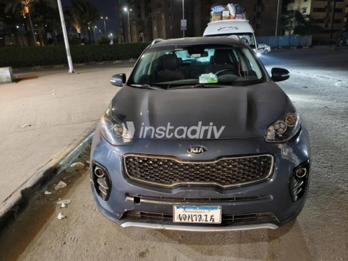 Kia Sportage 2017 Dark Blue Automatic Used for Sale in Hadayek October - 8