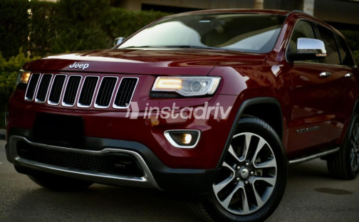 Jeep Grand Cherokee 2018 Red Automatic Used for Sale in Maadi - 1