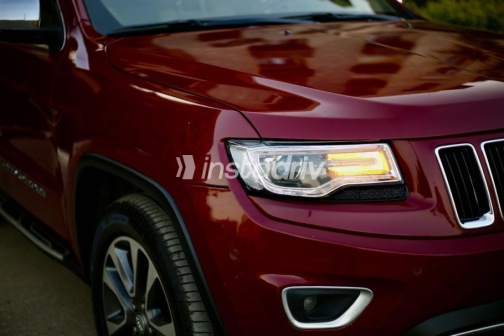 Jeep Grand Cherokee 2018 Red Automatic Used for Sale in Maadi - 7