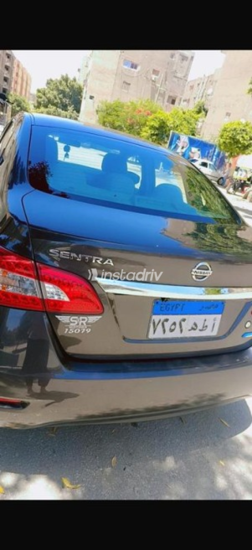 Nissan Sentra 2023 Dark Gray Automatic Used for Sale in Helwan - 5
