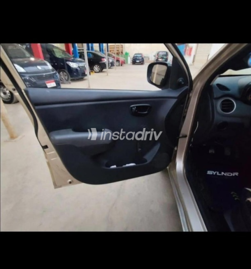 هيونداي I10 2009 ذهبي يدوي مستعملة للبيع في مدينة نصر - 9