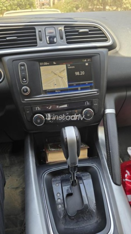 Renault Kadjar 2017 White Automatic Used for Sale in Cairo - 5