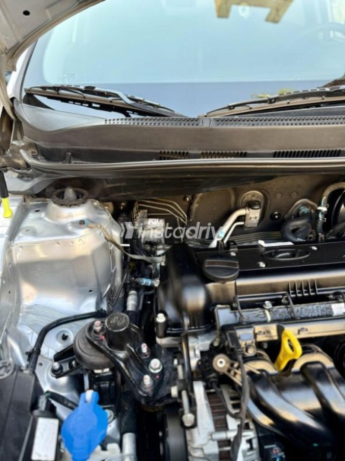 Hyundai Accent RB 2023 Silver Automatic Used for Sale in Nasr city - 4