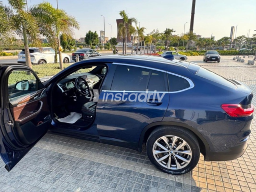 BMW X4 2020 White Automatic Used for Sale in Cairo - 9