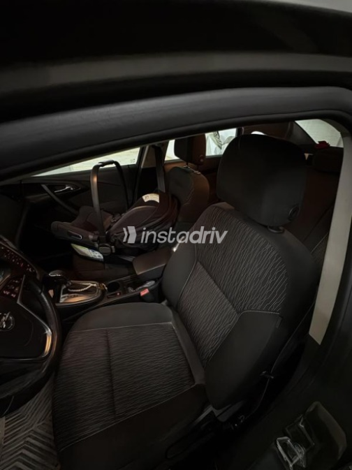 Opel Astra 2020 Gray Automatic Used for Sale in Cairo - 10