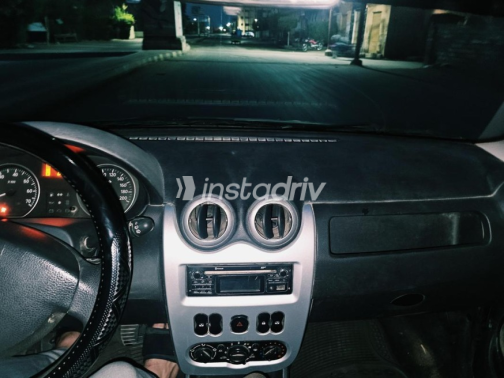 Renault Sandero Step Way 2013 Dark Gray Manual Used for Sale in Beni Suef - 5