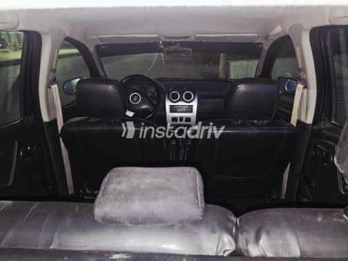 Renault Sandero Step Way 2013 Dark Gray Manual Used for Sale in Beni Suef - 7