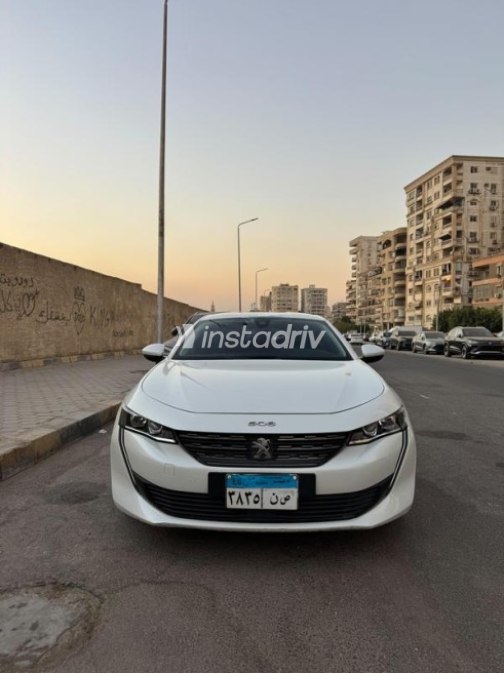 بيجو 508 2022 أبيض أوتوماتيك مستعملة للبيع في القاهرة - 1