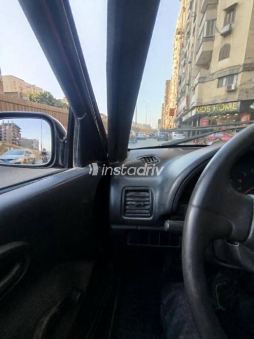 Suzuki Swift 1993 Red Manual Used for Sale in El Haram - 6