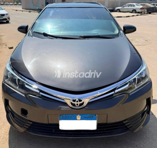 Toyota Corolla 2015 Gray Automatic Used for Sale in Sheraton - 4