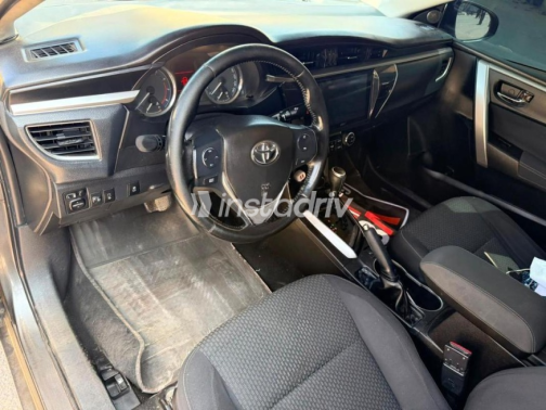 Toyota Corolla 2015 Gray Automatic Used for Sale in Sheraton - 8