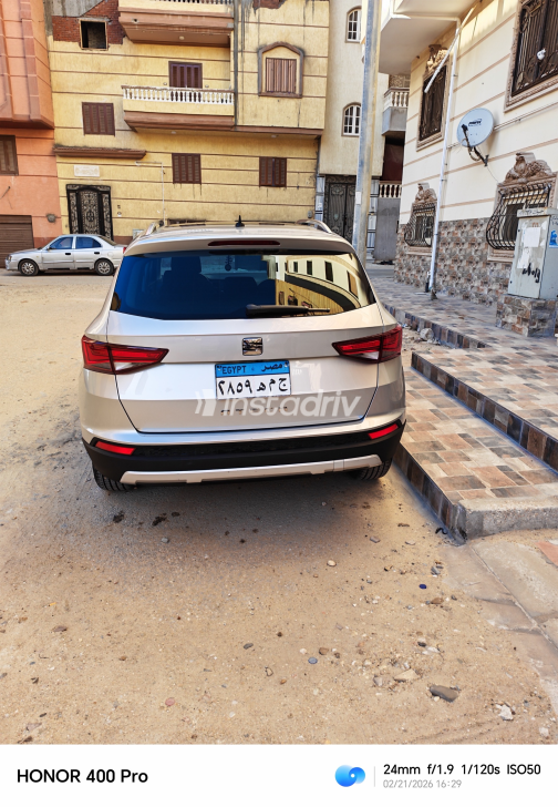 Seat Ateca 2018 Silver Automatic Used for Sale in Greater Cairo ( Cairo + Giza) - 2