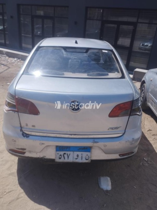 Brilliance FSV 2010 Silver Manual Used for Sale in Heliopolis - 5