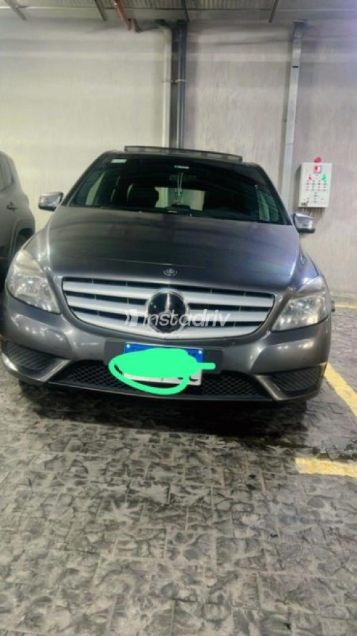 Mercedes B 180 2014 Dark Gray Automatic Used for Sale in Cairo - 2