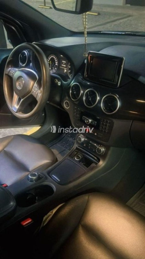 Mercedes B 180 2014 Dark Gray Automatic Used for Sale in Cairo - 9