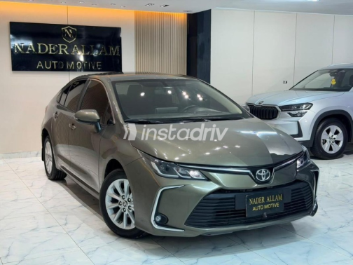 Toyota Corolla 2021 Brown Automatic Used for Sale in Cairo - 3