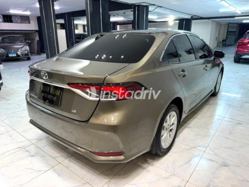 Toyota Corolla 2021 Brown Automatic Used for Sale in Cairo - 5