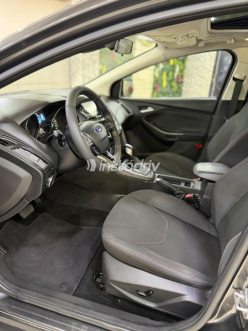 Ford Focus 2016 Gray Automatic Used for Sale in Cairo - 10