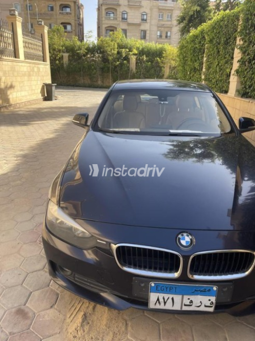 BMW 316 2014 Dark Blue Automatic Used for Sale in Cairo - 6