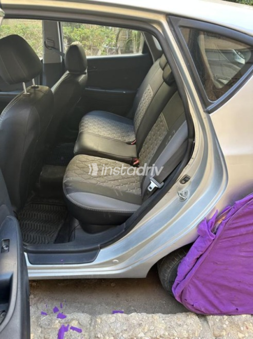 هيونداي I30 2009 فضي أوتوماتيك مستعملة للبيع في القاهرة - 4