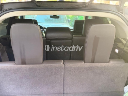 Land Rover Range Rover Sport 2021 Black Automatic Used for Sale in Nasr city - 10