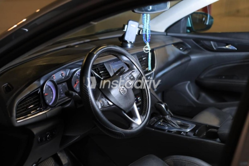 Opel Insignia 2019 Silver Automatic Used for Sale in Alexandria - 10