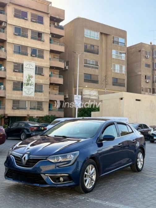 Renault Megane 2019 Dark Blue Automatic Used for Sale in Heliopolis - 4