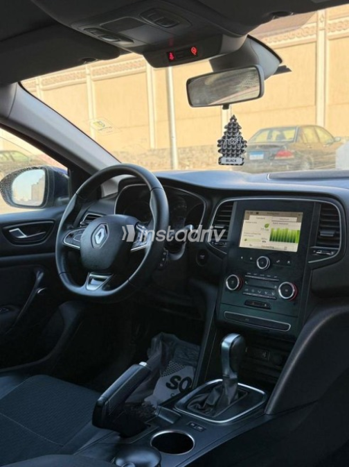 Renault Megane 2019 Dark Blue Automatic Used for Sale in Heliopolis - 5
