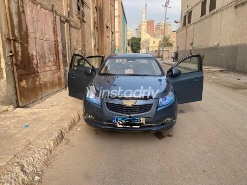 Chevrolet Cruze 2013 Blue Automatic Used for Sale in Alexandria - 2