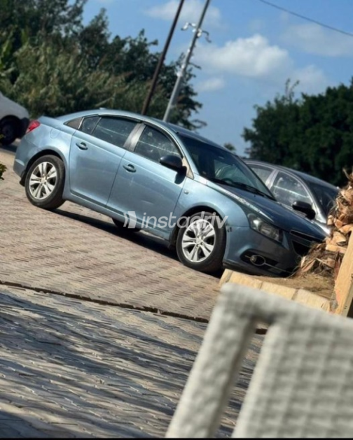Chevrolet Cruze 2013 Blue Automatic Used for Sale in Alexandria - 5