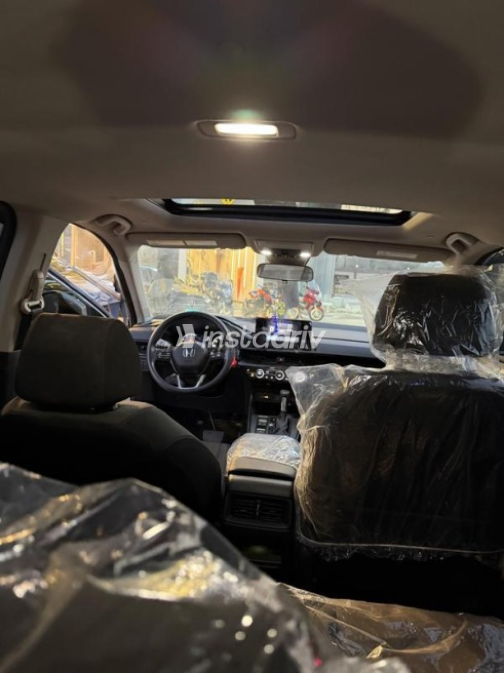 Honda CRV 2023 Silver Automatic Used for Sale in Cairo - 5