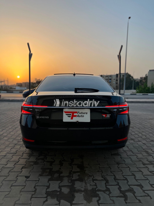Skoda Superb 2022 Black Automatic Used for Sale in Greater Cairo ( Cairo + Giza) - 4