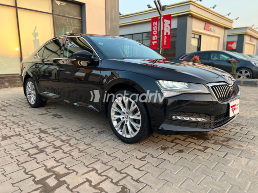 Skoda Superb 2022 Black Automatic Used for Sale in Greater Cairo ( Cairo + Giza) - 6