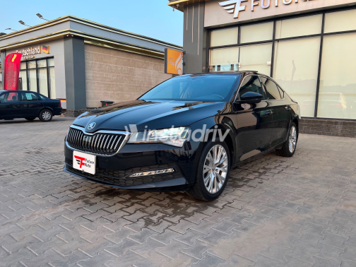 Skoda Superb 2022 Black Automatic Used for Sale in Greater Cairo ( Cairo + Giza) - 10