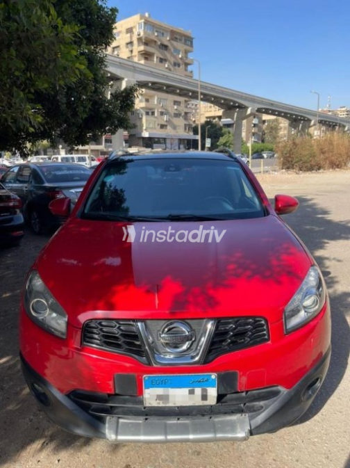 Nissan Qashqai 2014 Red Automatic Used for Sale in Nasr city - 2