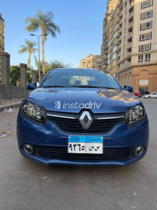Renault Logan 2015 Blue Manual Used for Sale in Giza - 1