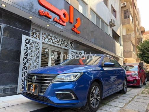 MG 5 2021 Dark Blue Automatic Used for Sale in Ismailia - 1