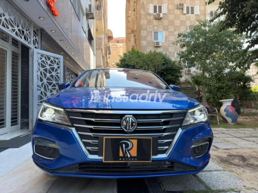 MG 5 2021 Dark Blue Automatic Used for Sale in Ismailia - 2