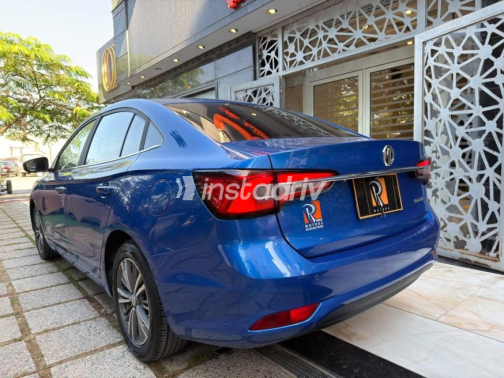 MG 5 2021 Dark Blue Automatic Used for Sale in Ismailia - 4