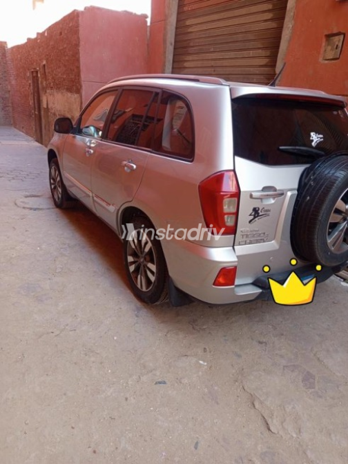 Chery Tiggo 3 2021 Silver Automatic Used for Sale in Cairo - 3