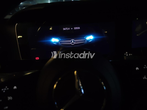 مرسيدس E 300 2021 أبيض أوتوماتيك مستعملة للبيع في القاهرة - 7