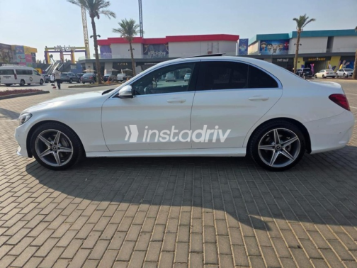 Mercedes C 180 2018 White Automatic Used for Sale in Maadi - 5