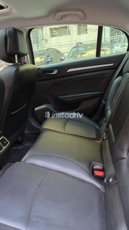 Renault Megane 2020 Dark Red Automatic Used for Sale in Maadi - 8