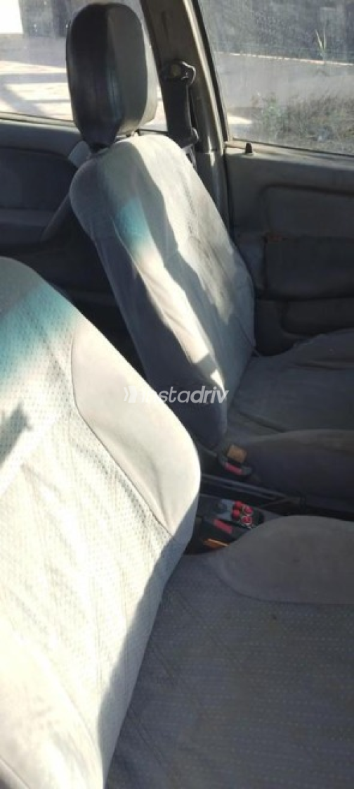 Opel Vectra 1995 White Manual Used for Sale in Beni Suef - 5
