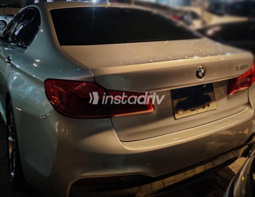 BMW 530 2019 Gray Automatic Used for Sale in Cairo - 5