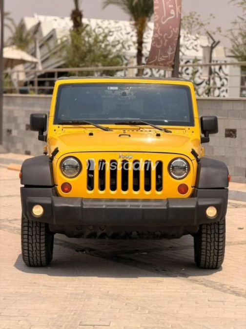Jeep Wrangler 2011 Yellow Automatic Used for Sale in Cairo - 2