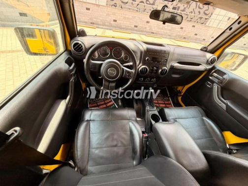 Jeep Wrangler 2011 Yellow Automatic Used for Sale in Cairo - 8