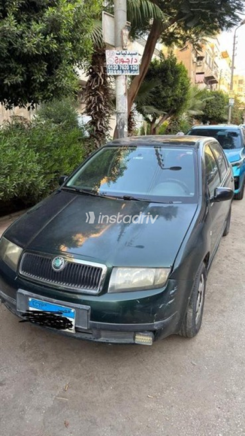 سكودا فابيا 2004 أخضر غامق يدوي مستعملة للبيع في القاهرة - 4