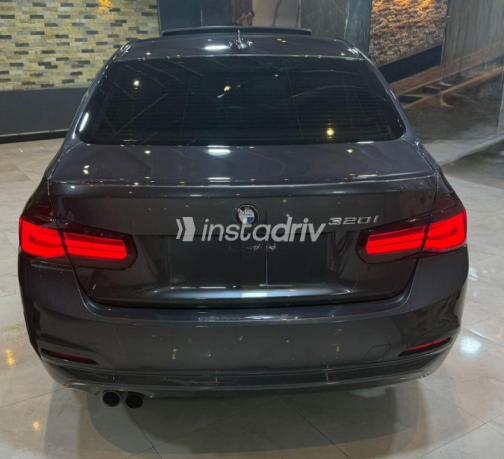 BMW 320 2017 Gray Automatic Used for Sale in Cairo - 7