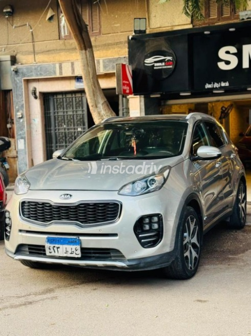 Kia Sportage 2017 White Automatic Used for Sale in Mohandessin - 2